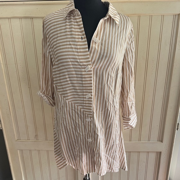 Soft Surroundings asymmetrical Beige Striped Button-Down Shirt - Picture 2 of 13